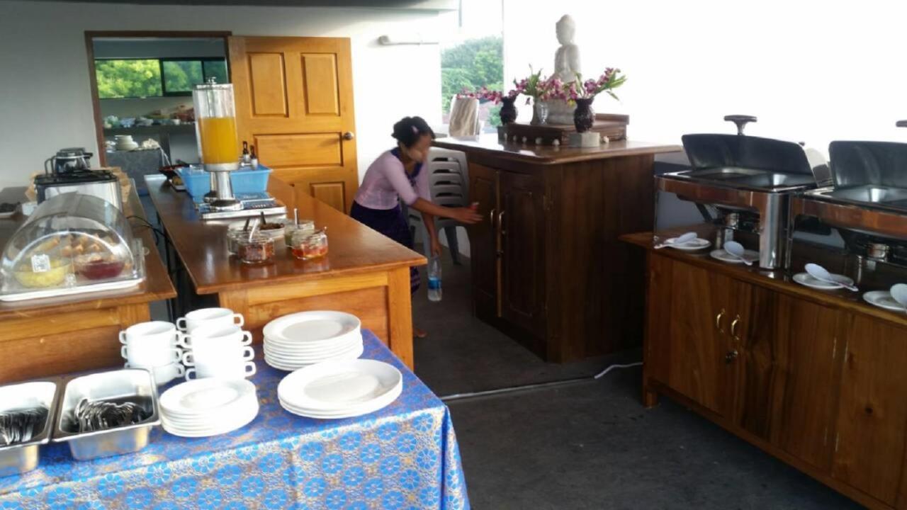 Morning Star Guesthouse Nyaung-U Exterior photo